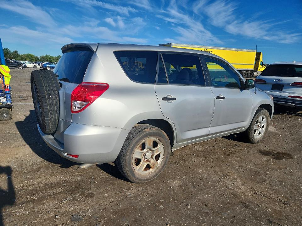 Photo 3 from auction – 2007 TOYOTA RAV4 with VIN JTMZD33V875052395