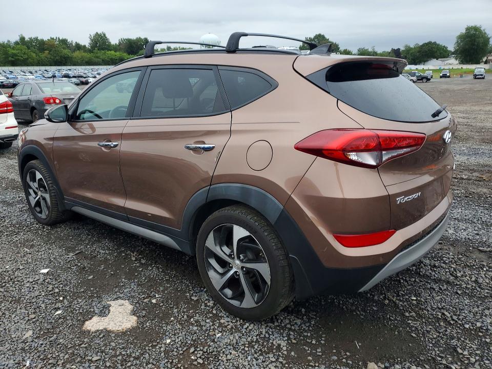 Photo 2 from auction – 2017 HYUNDAI TUCSON with VIN KM8J3CA29HU306353