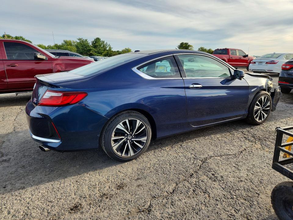 Photo 3 from auction – 2017 HONDA ACCORD with VIN 1HGCT1B83HA003205