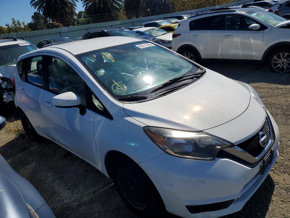 Photo 4 from auction – 2018 NISSAN VERSA NOTE with VIN 3N1CE2CP2JL370716