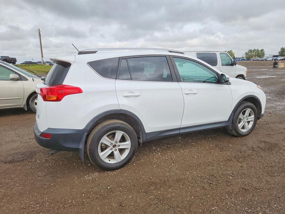 Photo 3 from auction – 2013 TOYOTA RAV4 with VIN 2T3RFREV6DW119249