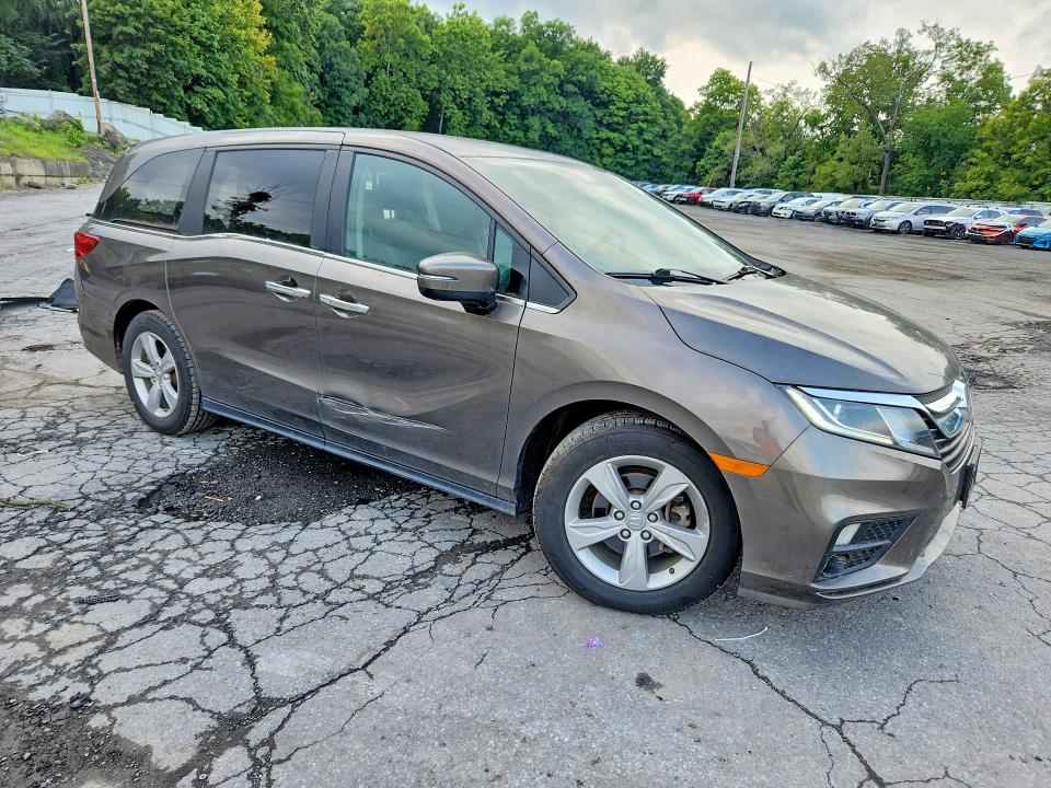 Photo 4 from auction – 2019 HONDA ODYSSEY with VIN 5FNRL6H76KB087264