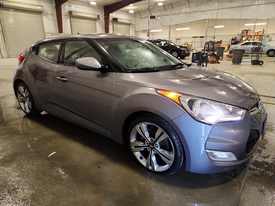 Photo 4 from auction – 2012 HYUNDAI VELOSTER with VIN KMHTC6AD8CU053451
