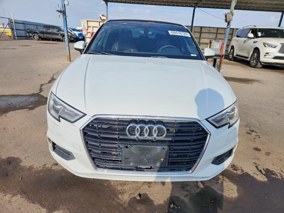 Photo 5 from auction – 2019 AUDI A3 with VIN WAUAUGFF2K1012304