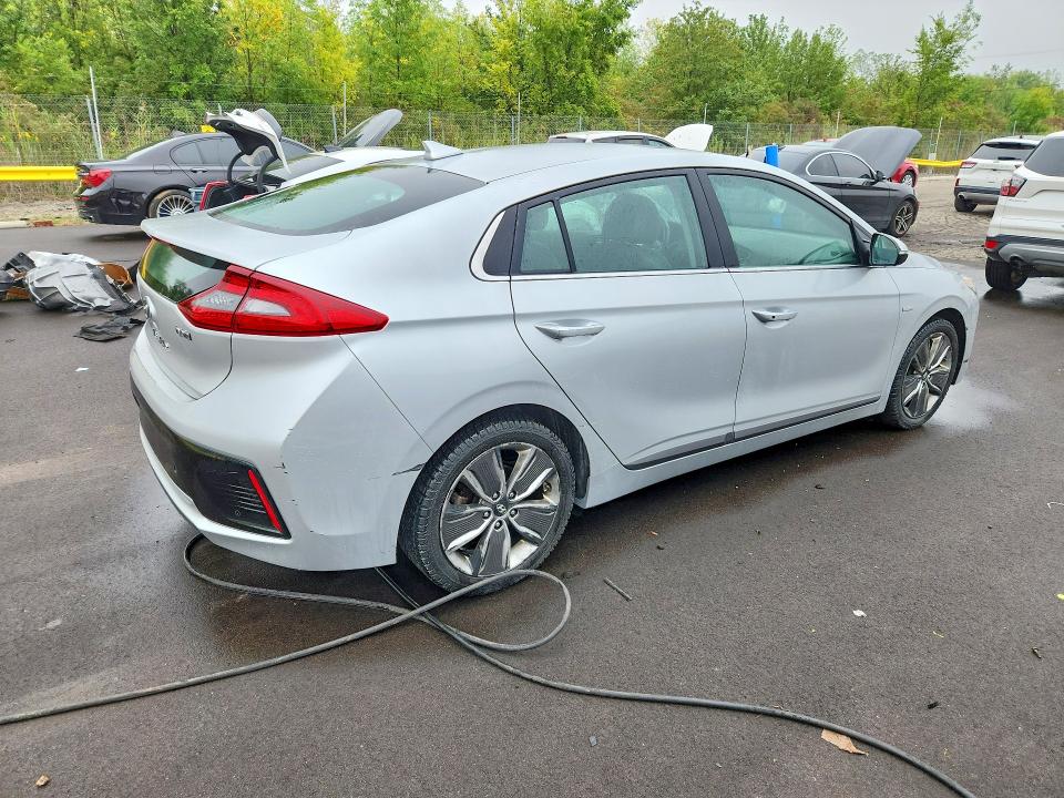 Photo 3 from auction – 2018 HYUNDAI IONIQ with VIN KMHC05LC2JU064563