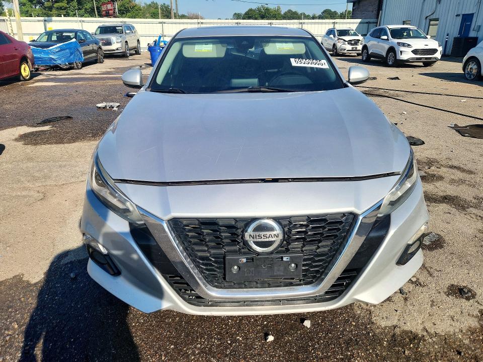 Снимка 5 от търг – 2019 NISSAN ALTIMA с VIN 1N4BL4EV9KC195096