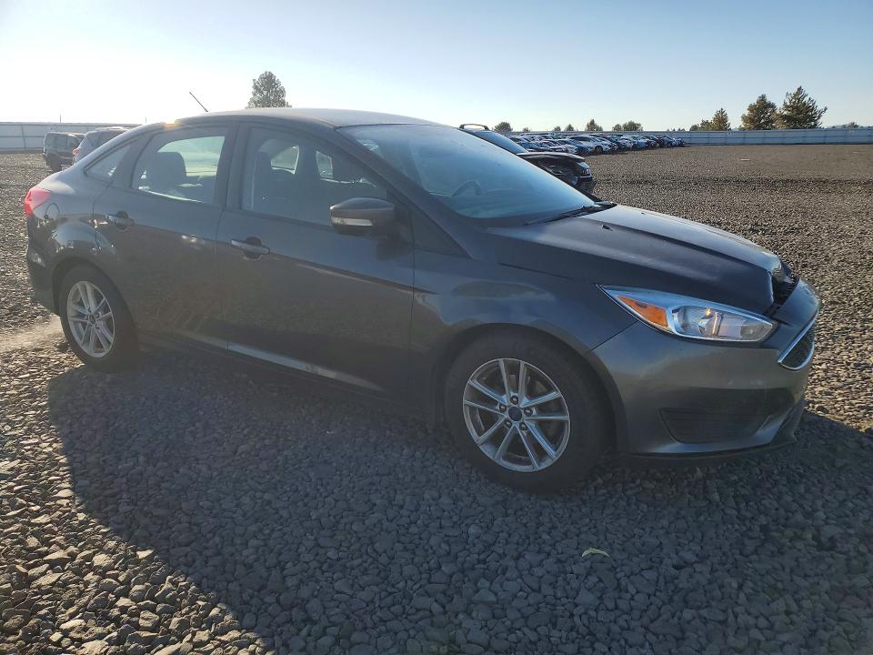 Снимка 4 от търг – 2018 FORD FOCUS с VIN 1FADP3F29JL323198