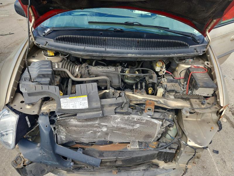 Photo 12 from auction – 2003 DODGE GRAND CARAVAN with VIN 2D4GP44313R149150