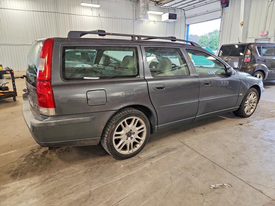Zdjęcie 3 z aukcji – 2003 VOLVO V70 z VIN YV1SW58D732298898