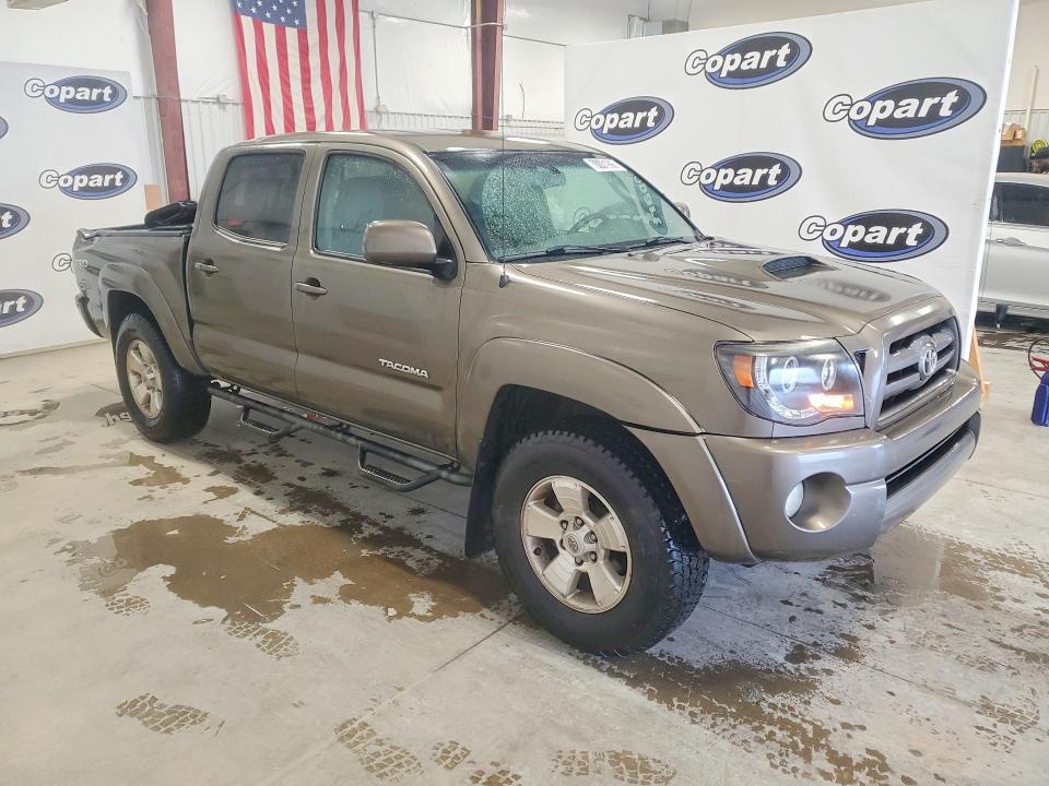 Photo 4 from auction – 2010 TOYOTA TACOMA with VIN 3TMLU4EN8AM049877
