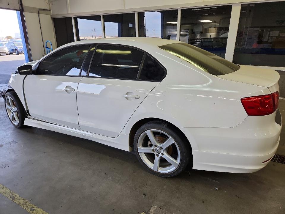 Photo 2 from auction – 2012 VOLKSWAGEN JETTA with VIN 3VWLL7AJ0CM359710