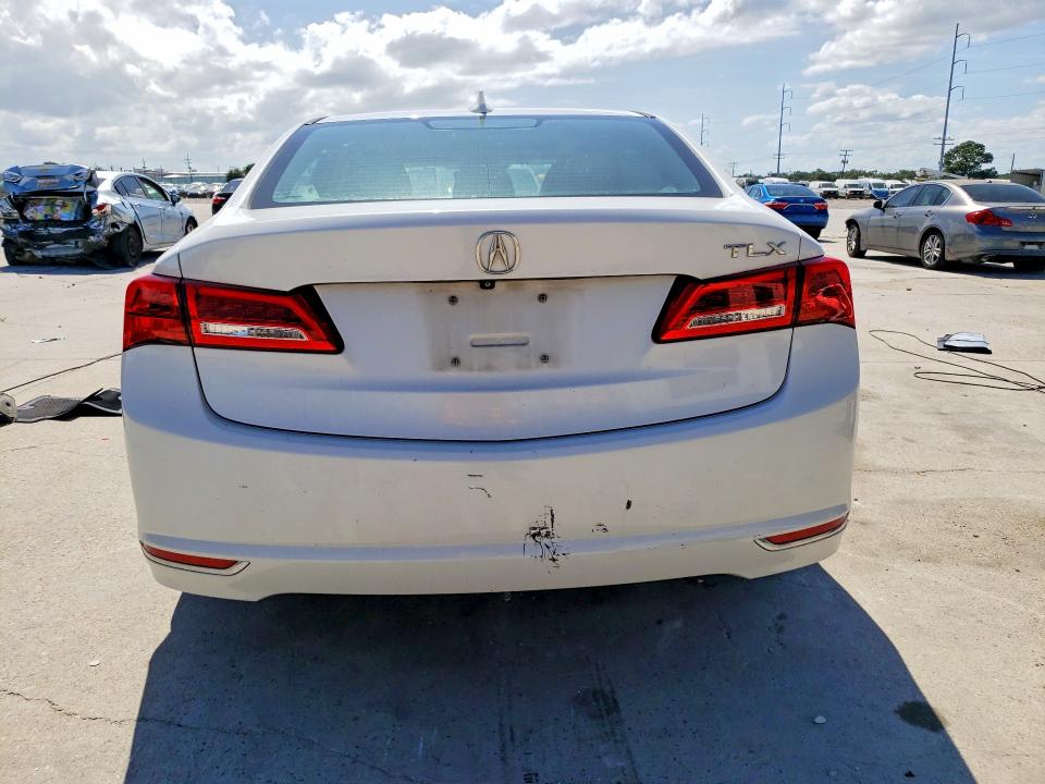 Снимка 6 от търг – 2019 ACURA TLX с VIN 19UUB1F3XKA007152