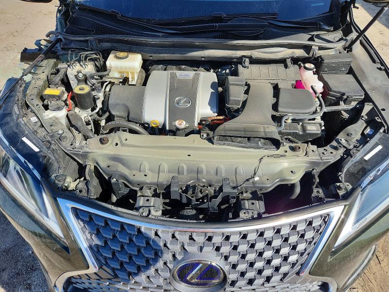 Photo 12 from auction – 2022 LEXUS RX with VIN 2T2JGMDA4NC081152