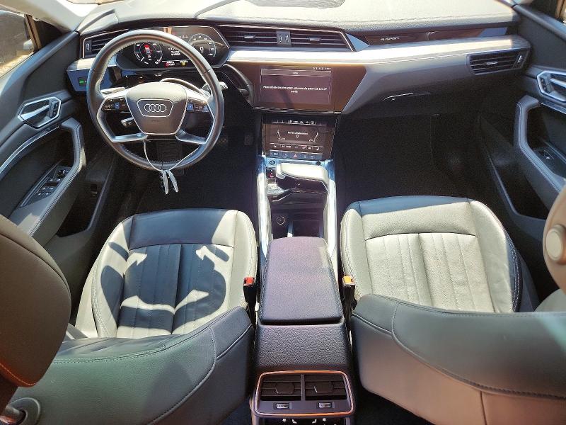 Снимка 8 от търг – 2021 AUDI E-TRON с VIN WA1AAAGE4MB008891