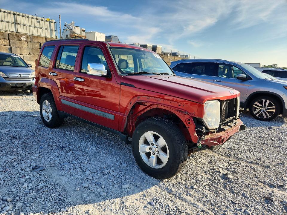 Photo 4 from auction – 2010 JEEP LIBERTY with VIN 1J4PN2GK7AW162848