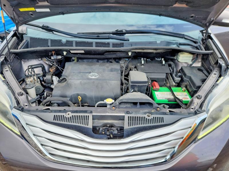 Photo 12 from auction – 2015 TOYOTA SIENNA with VIN 5TDDK3DC2FS101791