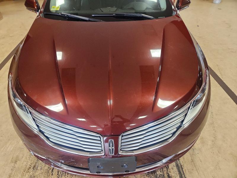 Photo 11 from auction – 2015 LINCOLN MKZ with VIN 3LN6L2LU2FR604939