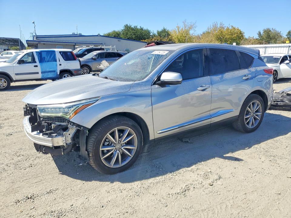 Снимка 1 от търг – 2021 ACURA RDX с VIN 5J8TC2H51ML004256