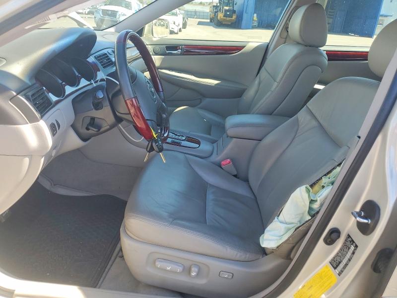 Photo 7 from auction – 2004 LEXUS ES with VIN JTHBA30G045027923