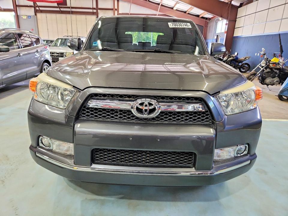 صورة رقم 5 من المزاد - 2011 TOYOTA 4RUNNER مع VIN JTEBU5JR9B5055829