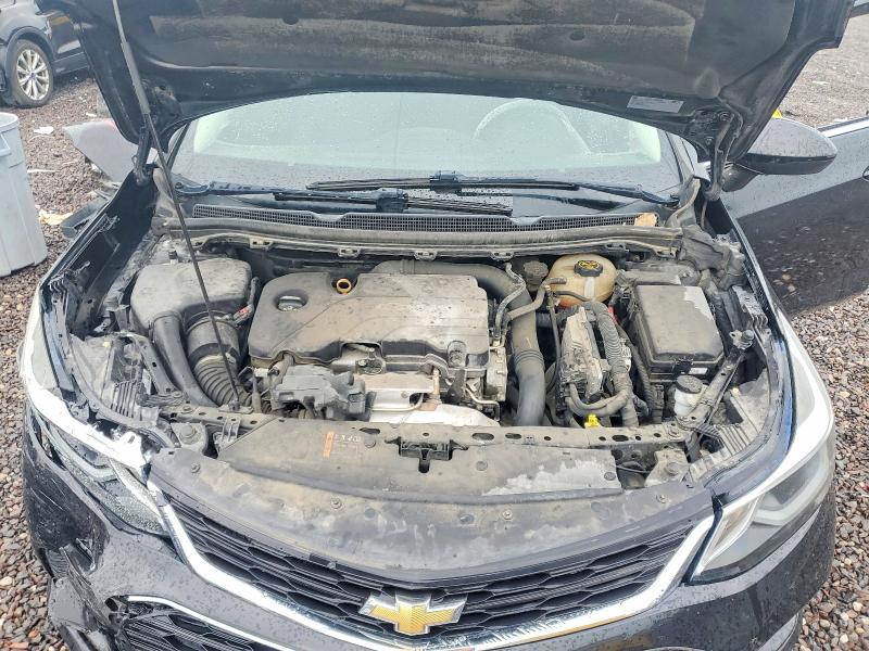 Photo 11 from auction – 2017 CHEVROLET CRUZE with VIN 1G1BE5SM5H7230118