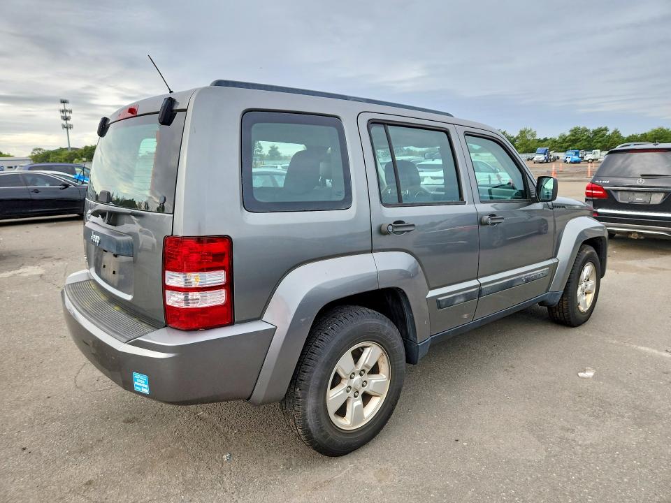 Photo 3 from auction – 2012 JEEP LIBERTY with VIN 1C4PJMAK3CW206269