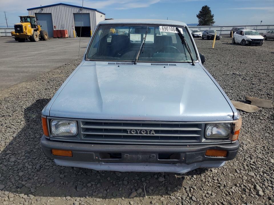 Photo 5 from auction – 1988 TOYOTA PICKUP with VIN JT4RN50R7J0359108