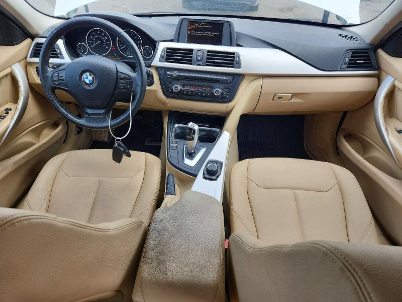Zdjęcie 8 z aukcji – 2015 BMW 320 z VIN WBA3B1G55FNT64745