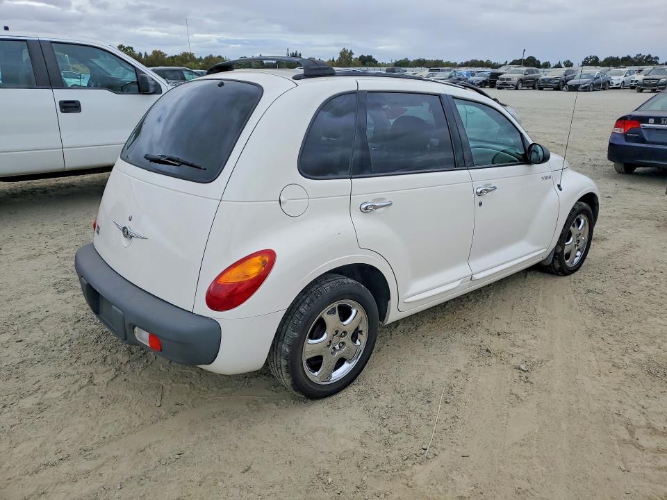 Photo 3 from auction – 2001 CHRYSLER PT CRUISER with VIN 3C8FY4BB41T589579