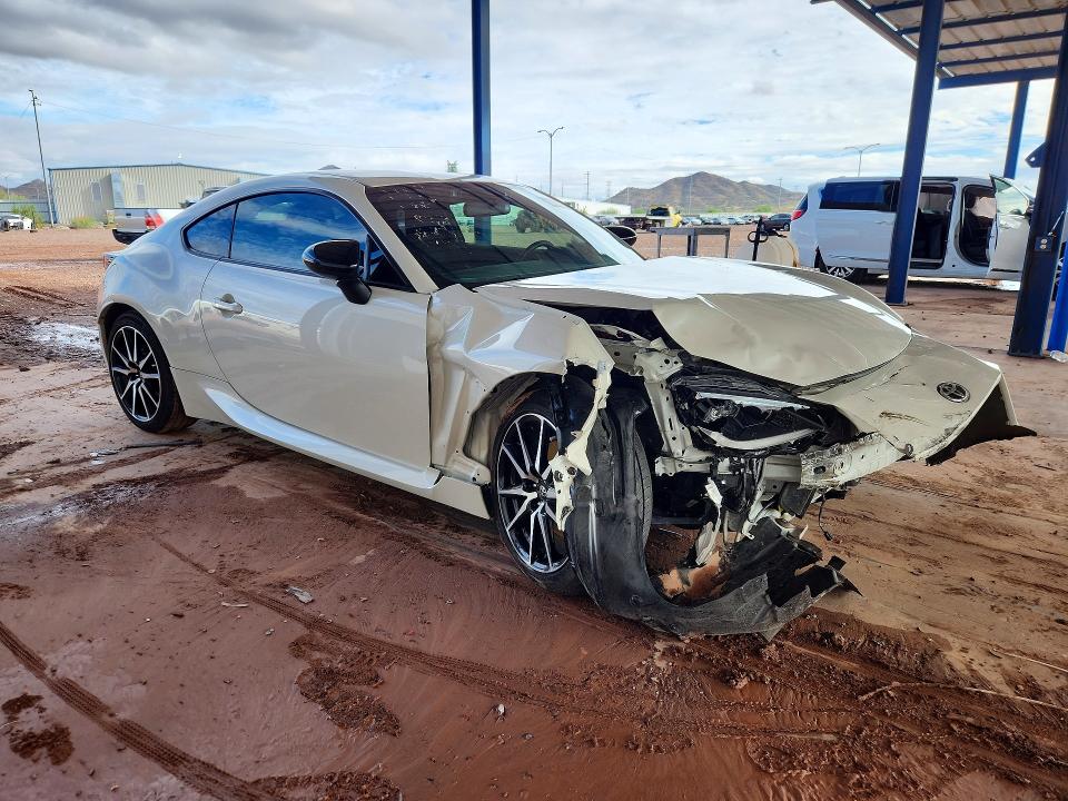 Photo 4 from auction – 2024 TOYOTA GR86 with VIN JF1ZNBB18R8755167