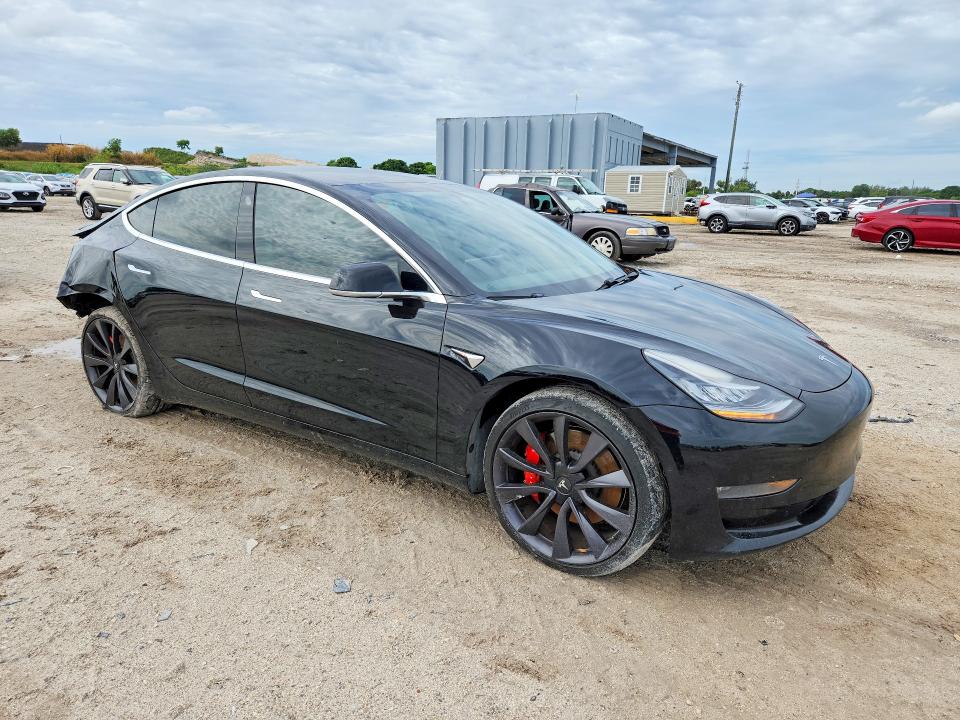 Фото 4 с аукциона – 2020 TESLA MODEL 3 с VIN 5YJ3E1EC4LF736047
