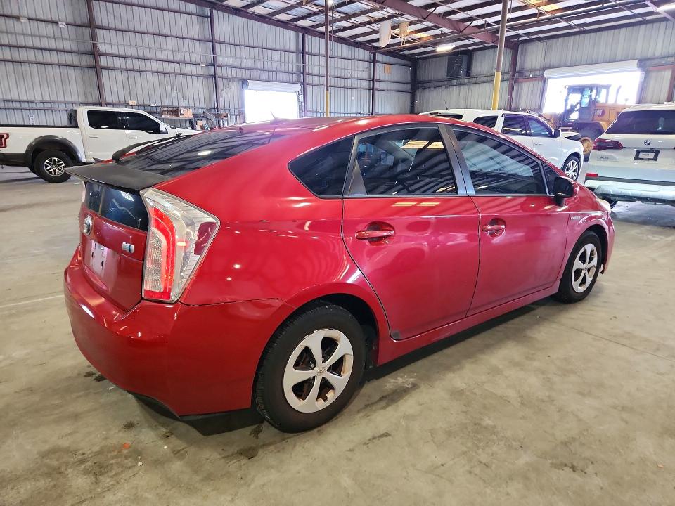 Photo 3 from auction – 2014 TOYOTA PRIUS with VIN JTDKN3DU2E0374898