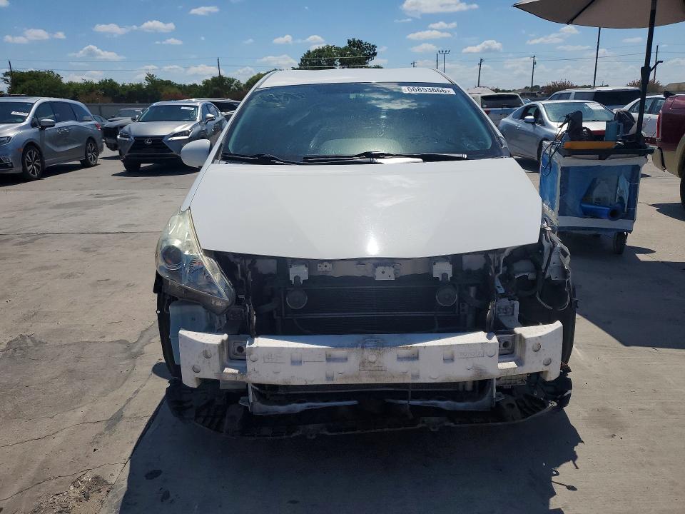 Photo 5 from auction – 2014 TOYOTA PRIUS V with VIN JTDZN3EU0EJ012074