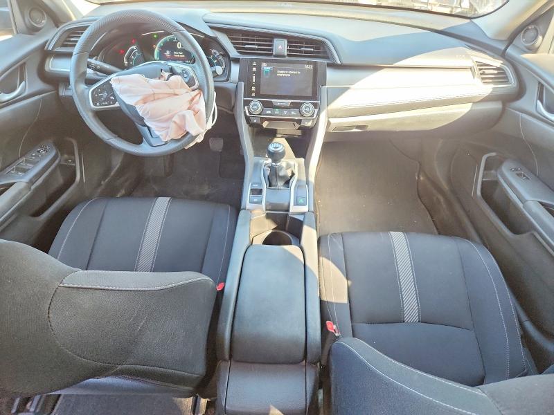 Photo 8 from auction – 2017 HONDA CIVIC with VIN 2HGFC2E53HH023752