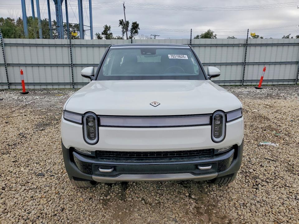 Photo 5 from auction – 2023 RIVIAN R1S with VIN 7PDSGABA2PN012494