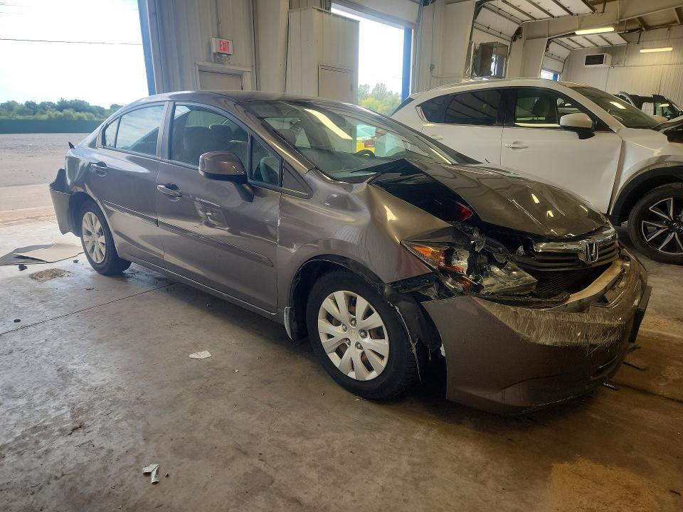 Снимка 4 от търг – 2012 HONDA CIVIC с VIN 19XFB2F5XCE078333