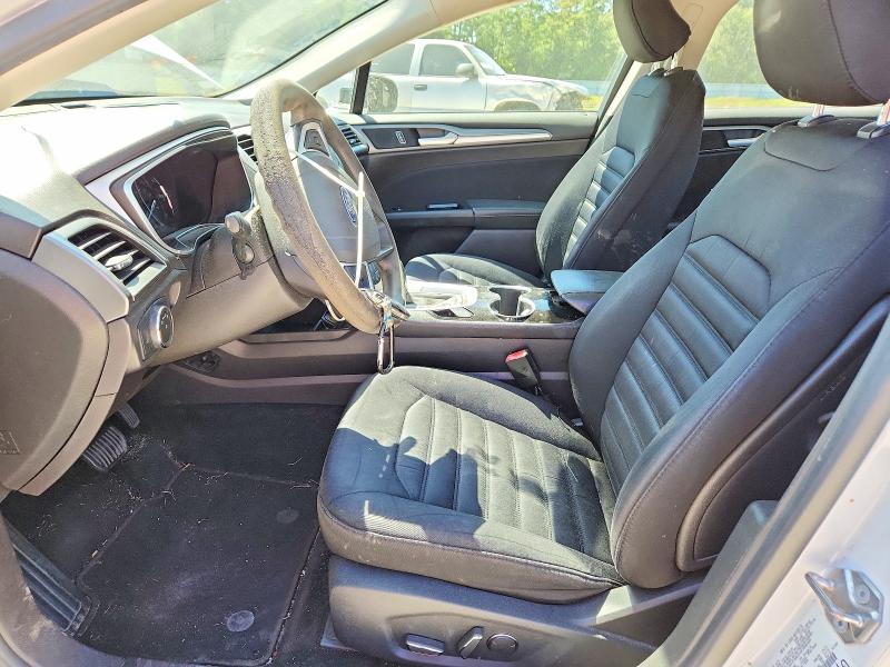 Photo 7 from auction – 2016 FORD FUSION with VIN 3FA6P0LU7GR360080