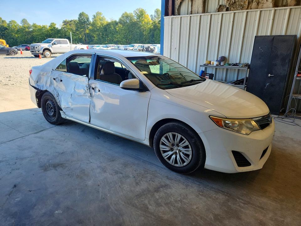 Снимка 4 от търг – 2014 TOYOTA CAMRY с VIN 4T1BF1FK7EU428908