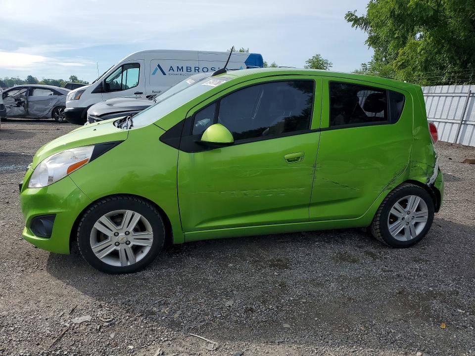 CHEVROLET SPARK 2015 with VIN KL8CD6S90FC765614 - Photo from auction
