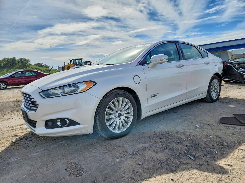 Photo 1 from auction – 2015 FORD FUSION with VIN 3FA6P0PU6FR289902