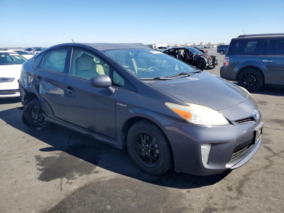 Foto 4 de la subasta – 2013 TOYOTA PRIUS con VIN JTDKN3DU0D5589858