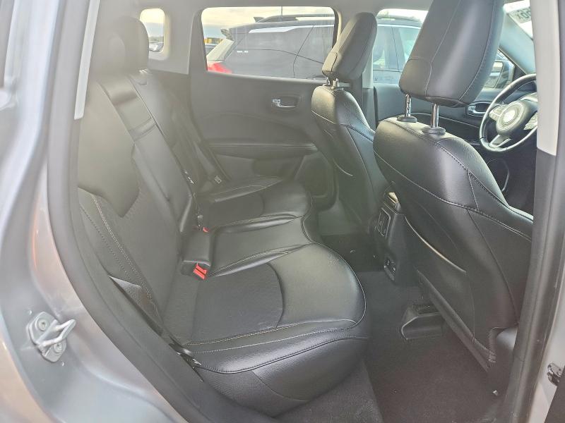 Фото 11 с аукциона – 2020 JEEP COMPASS с VIN 3C4NJDBB8LT117289