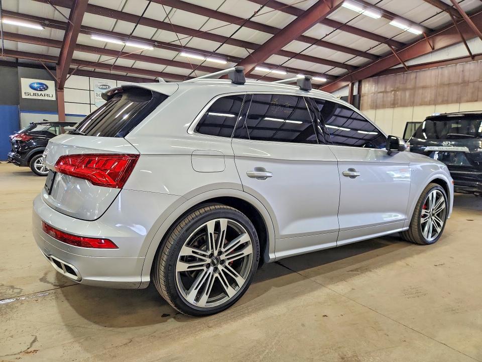 Foto 3 de la subasta – 2018 AUDI SQ5 con VIN WA1C4AFY7J2141054