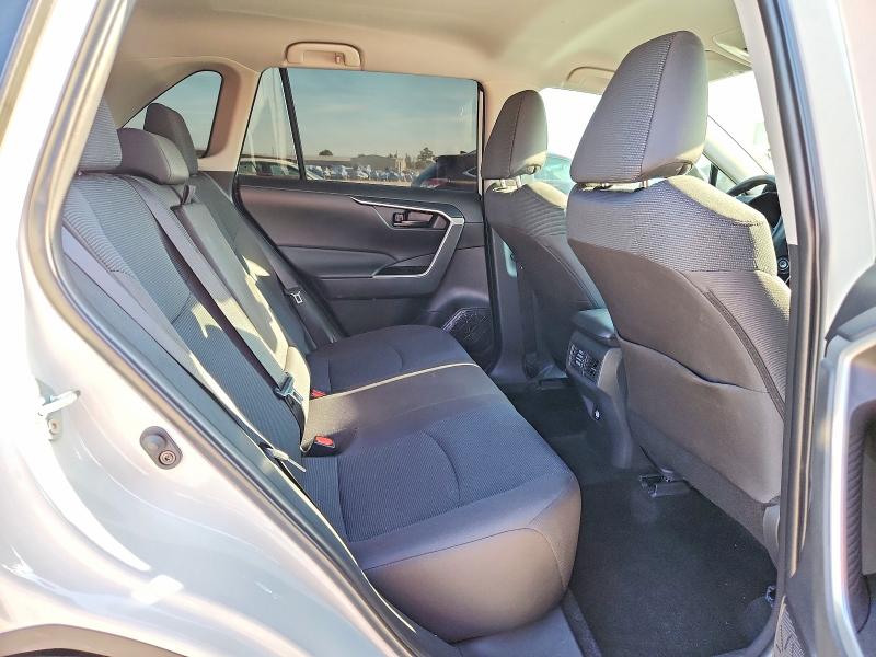 Photo 11 from auction – 2025 TOYOTA RAV4 with VIN 2T3H1RFV8SC349124