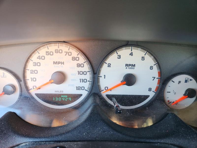Снимка 9 от търг – 2004 DODGE NEON с VIN 1B3ES56C84D500437