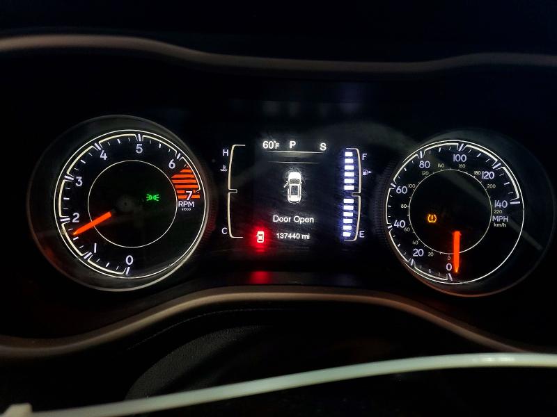 صورة رقم 9 من المزاد - 2017 JEEP CHEROKEE مع VIN 1C4PJLCB4HW573731