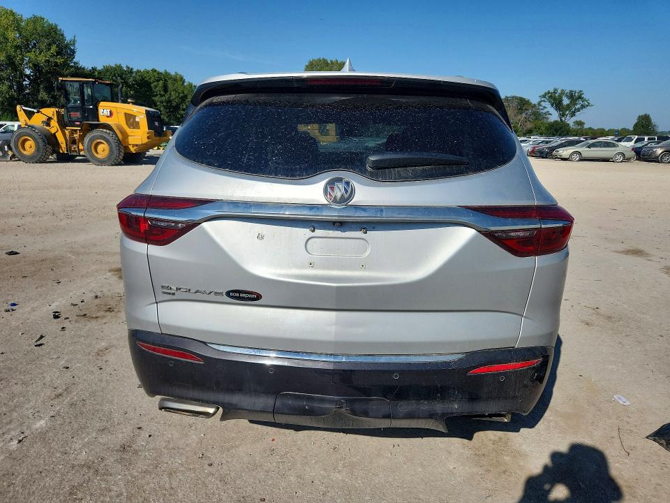 Photo 6 from auction – 2020 BUICK ENCLAVE with VIN 5GAEVAKW5LJ321224