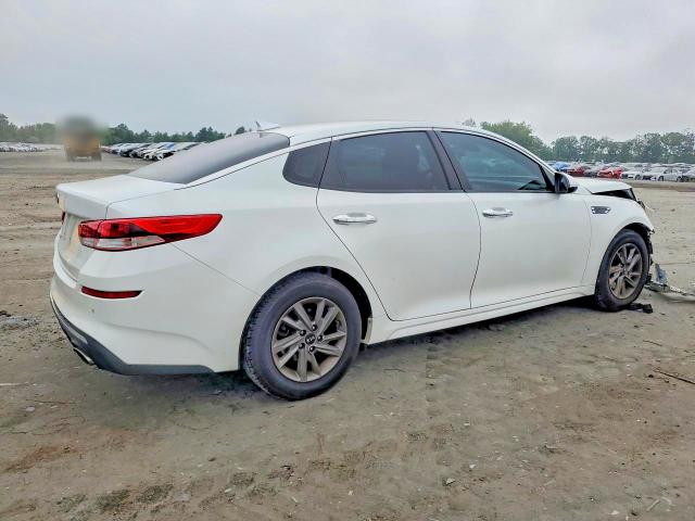 Photo 3 from auction – 2020 KIA OPTIMA with VIN 5XXGT4L39LG433709