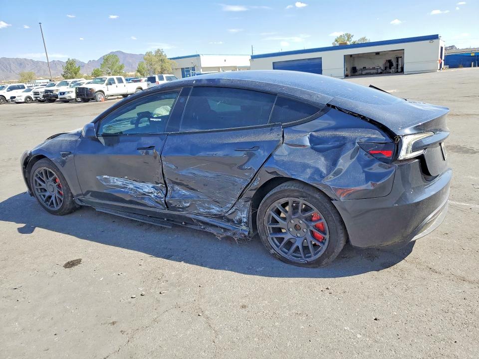 Снимка 2 от търг – 2025 TESLA MODEL 3 с VIN 5YJ3E1EA1SF928166