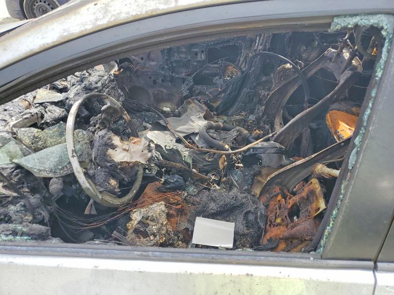 Photo 7 from auction – 2017 TOYOTA COROLLA with VIN 2T1BURHEXHC955679